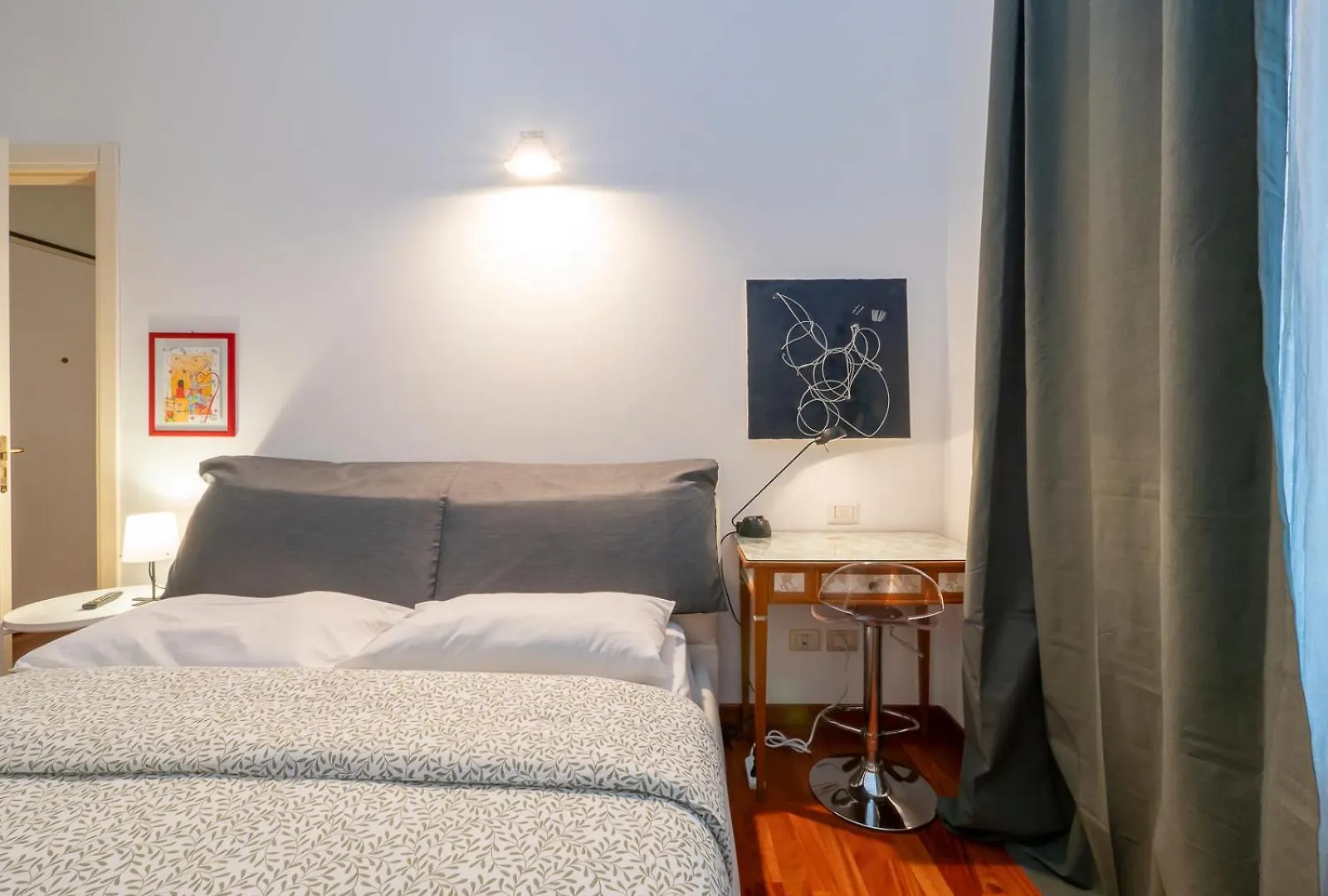 Orange Suite Milan Apartment