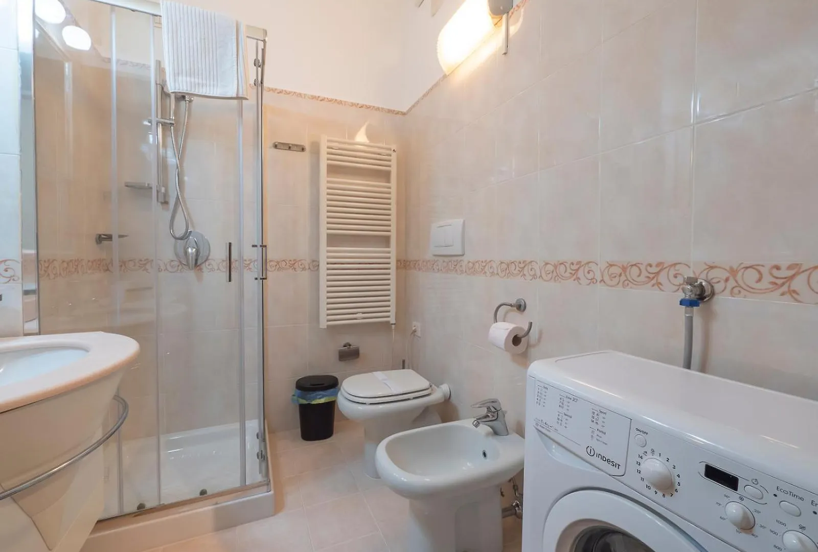Orange Suite Milan Italy